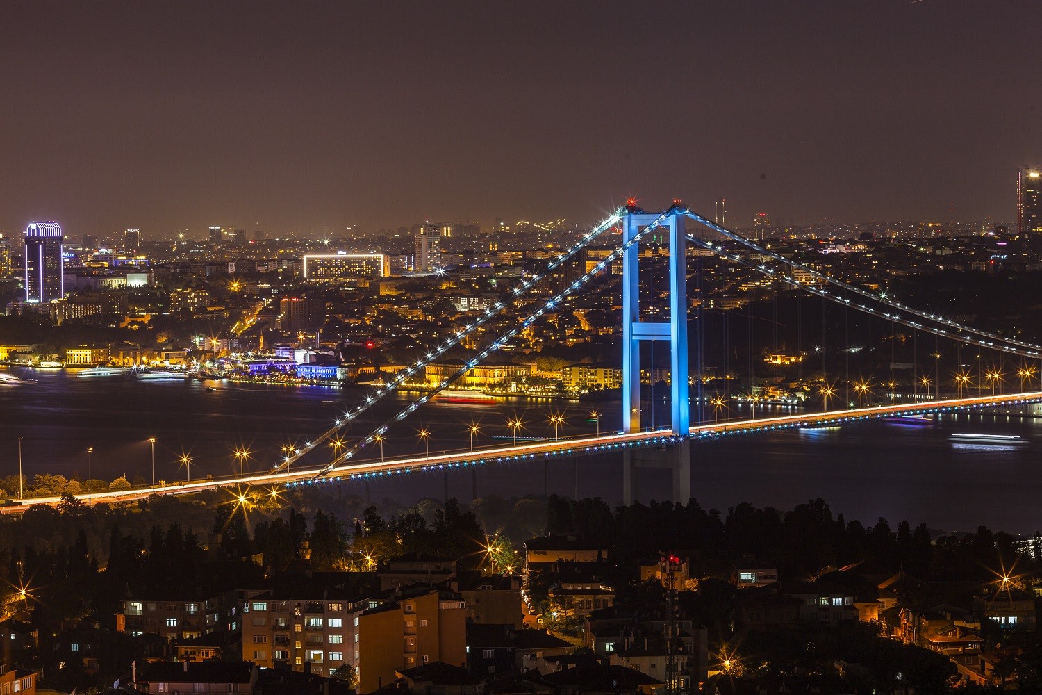 Die Martyrer-Brücke in Istanbul
