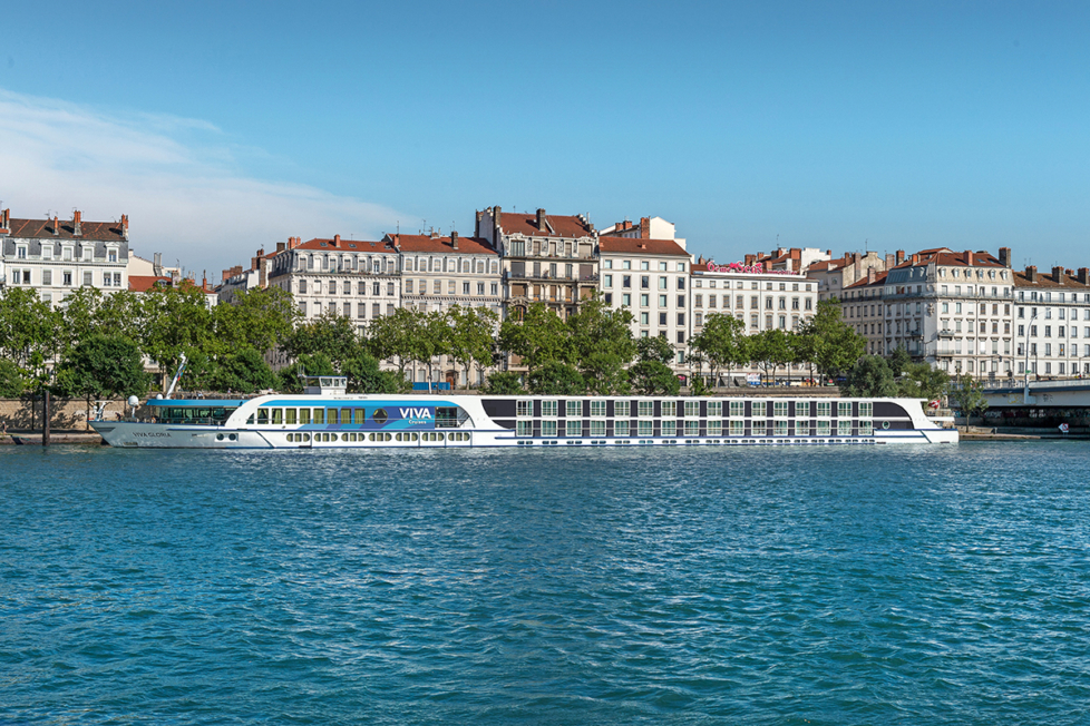 VIVA Cruises, schwimmendes Hotel in Paris.