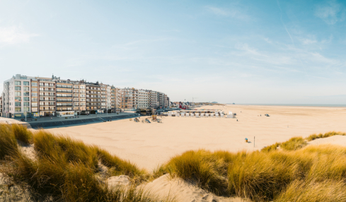 Knokke-Heist verfügt über einen 12 Kilometer langen feinkörnigen Sandstrand.