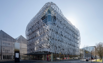 «Air» von Rolf Julius in Nantes