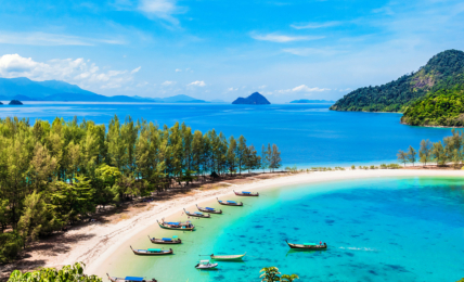 der Strand von «Ao Khao Kwai» in der Provinz Ranong in Thailand