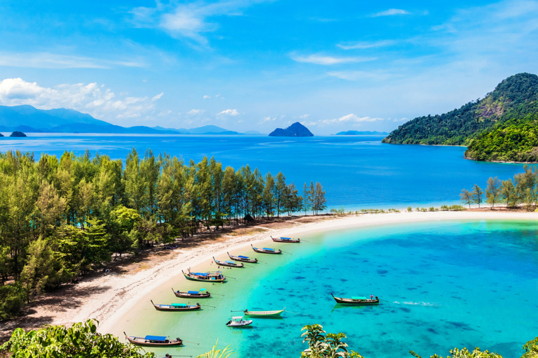 der Strand von «Ao Khao Kwai» in der Provinz Ranong in Thailand