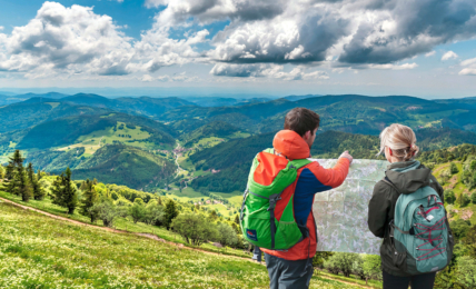Gut ausgebaute Wanderwege bieten Wanderspass und tolle Ausblicke in der Schwarzwaldregion Belchen