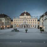 Abenddämmerung beim prachtvollen Residenzschloss Ludwigsburg.