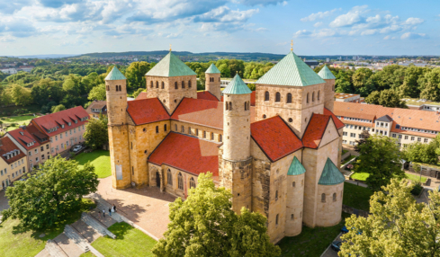 die Michaeliskirche in Hildesheim / Niedersachsen.