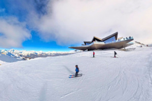 Neue Seilbahnstation oberhalb von Aosta