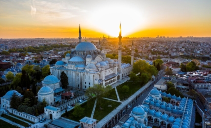 Istanbul-Blue-Sultanahmet-Moschee