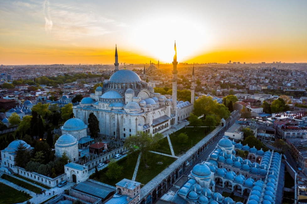 Istanbul-Blue-Sultanahmet-Moschee